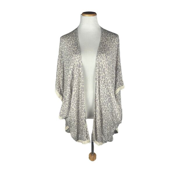 Soft Surroundings Sweaters - Soft Surroundings Leopard‎ Cheetah Kimono Shrug Lagen Look Viscose NWT OS Boho